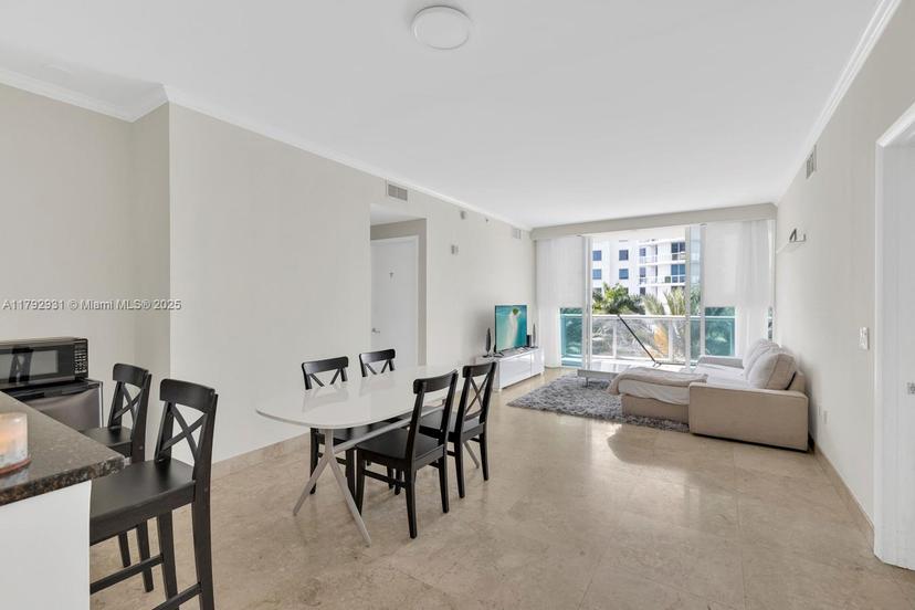 Picture of 3131 NE 188Th St # 510, Aventura FL 33180