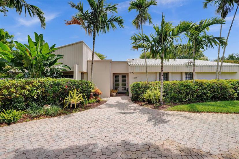 Picture of 17005 SW 80Th Ct, Palmetto Bay FL 33157
