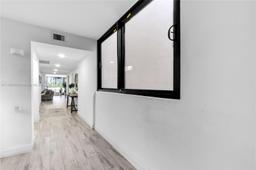 Picture of 121 Crandon Blvd # 256, Key Biscayne, FL 33149