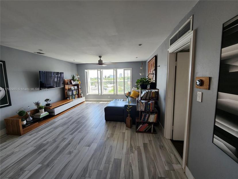 Picture of 1770 E Las Olas Blvd # 507, Fort Lauderdale FL 33301