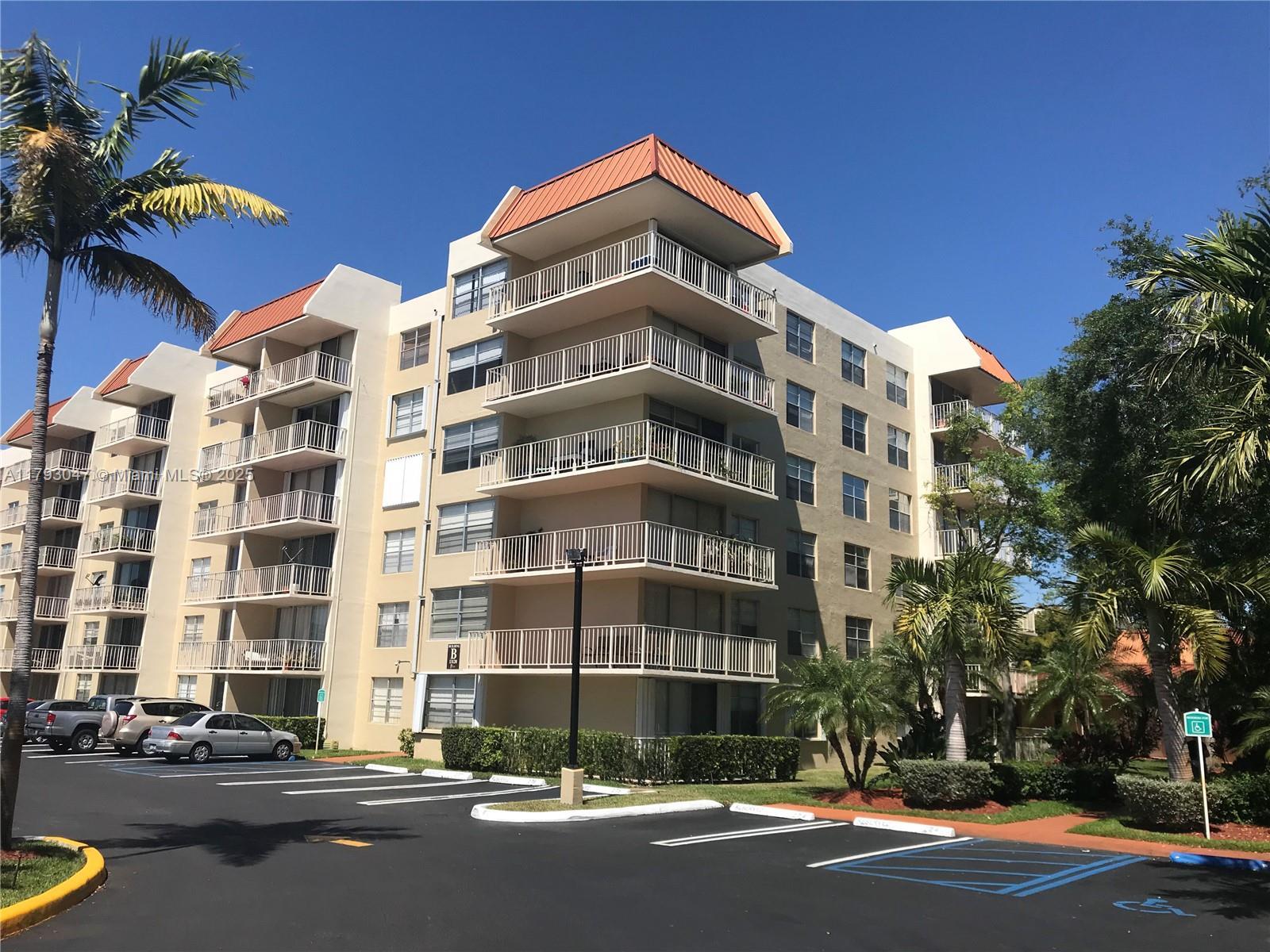 Picture of 13120 SW 92Nd Ave # 222, Miami, FL 33176