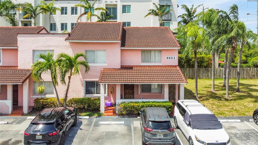 Picture of 8023 Lake Dr # 201, Doral FL 33166