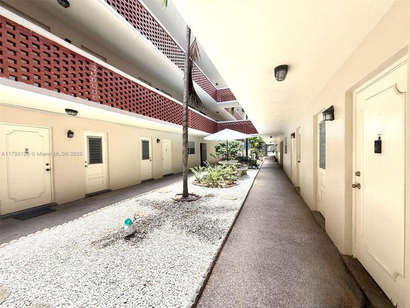 Picture of 2301 NE 14Th St Cswy # 201E, Pompano Beach FL 33062