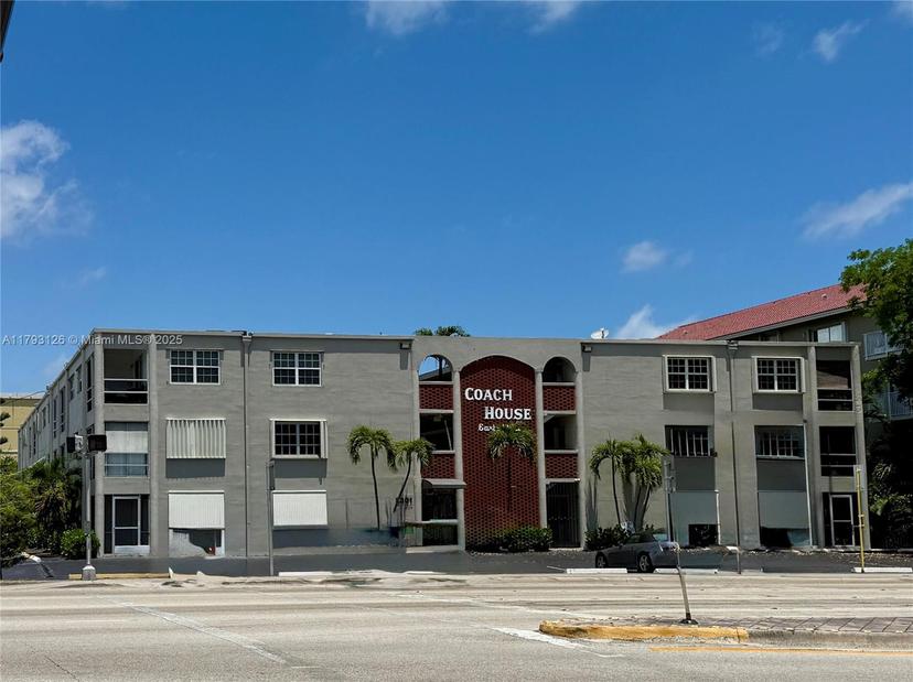 Picture of 2301 NE 14Th St Cswy # 201E, Pompano Beach FL 33062