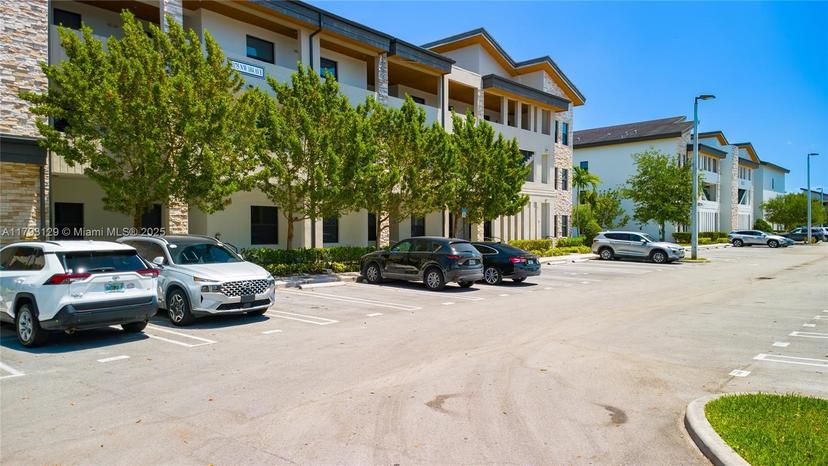 Picture of 8175 NW 104Th Ave # 25, Doral FL 33178