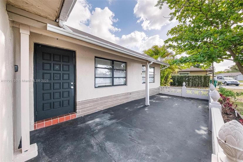 Picture of 9103 NW 81St Ct, Tamarac FL 33321