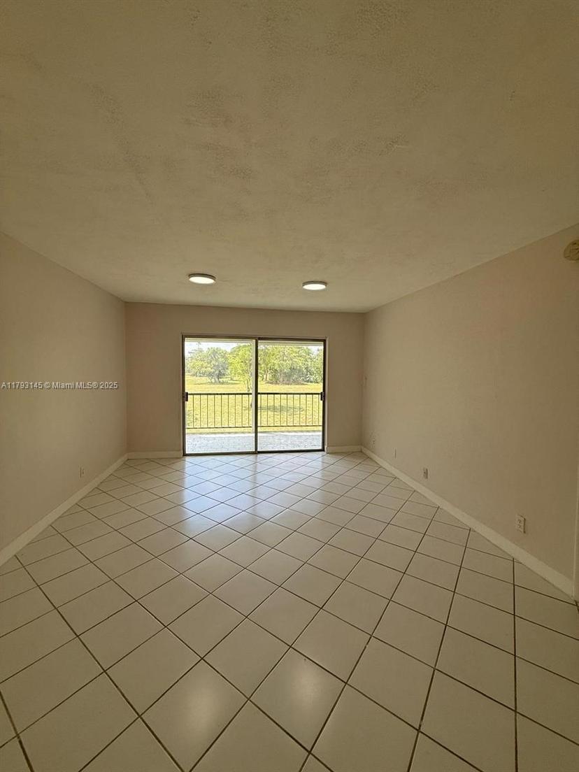 Picture of 6080 NW 44Th St # 205, Lauderhill FL 33319