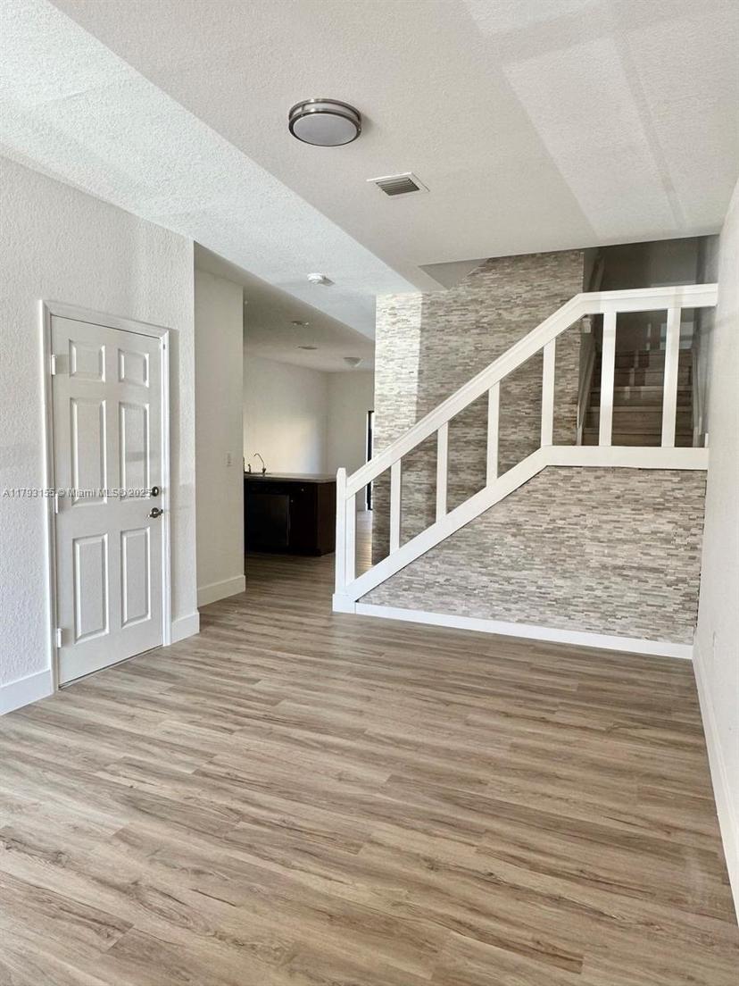 Picture of 151 SE 34Th Ave # 151, Homestead FL 33033