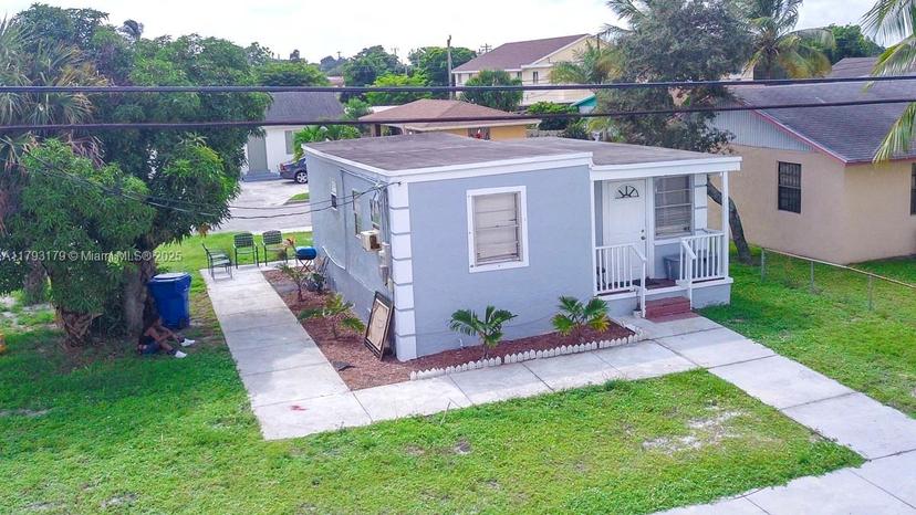 Picture of 1265 Silver Beach Rd, Riviera Beach FL 33404