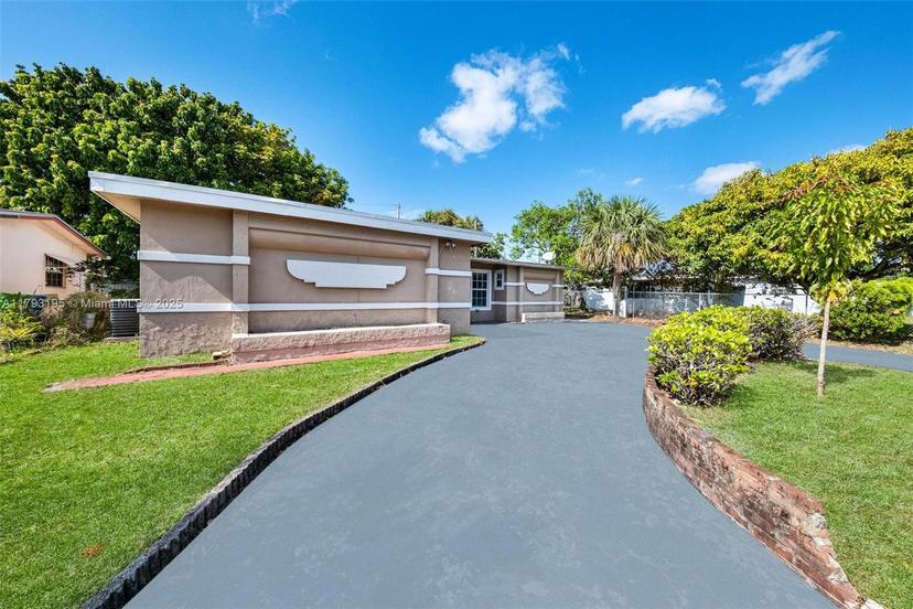 Picture of 6421 NW 24Th Pl, Sunrise FL 33313