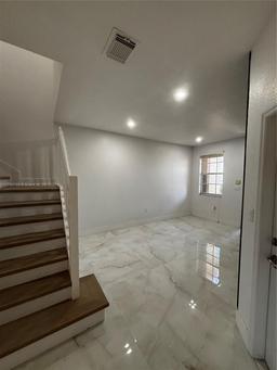 Picture of 15345 SW 119Th Ln, Miami, FL 33196