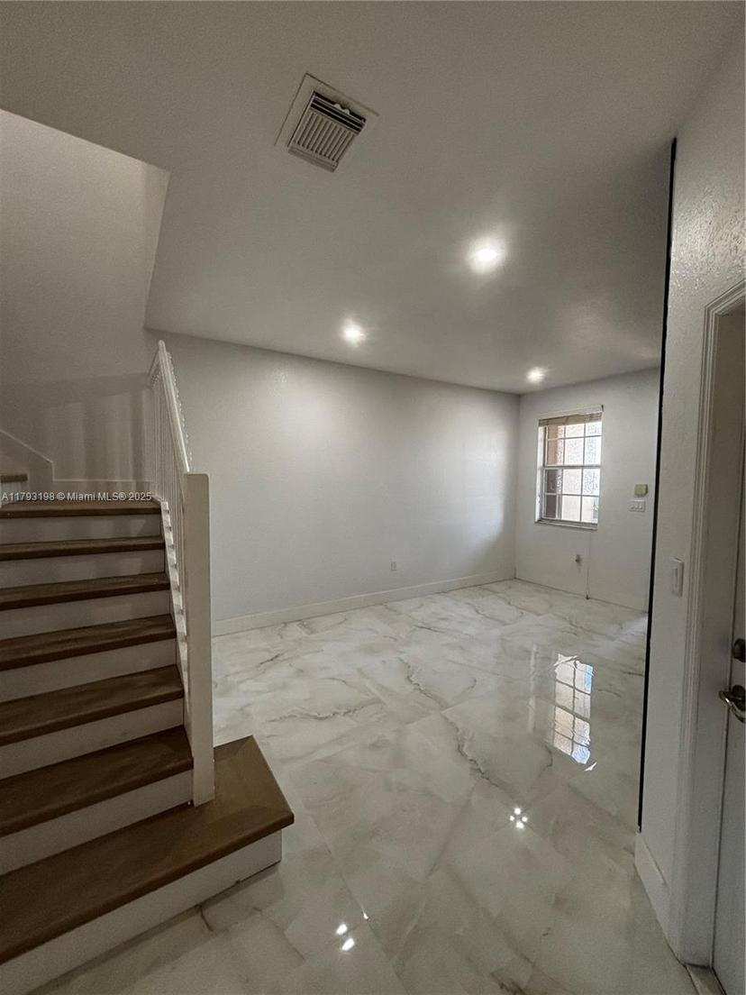 Picture of 15345 SW 119Th Ln, Miami FL 33196