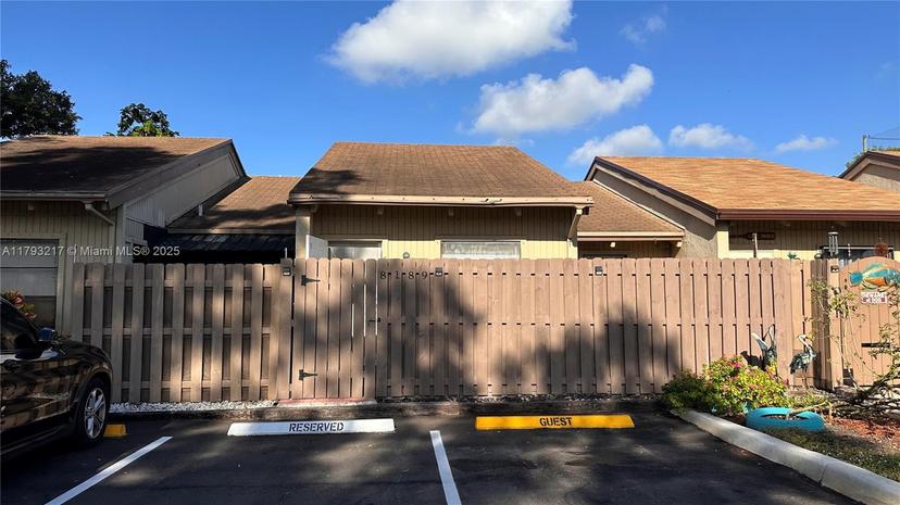 Picture of 8189 SW 24Th St # 8189, Davie FL 33324