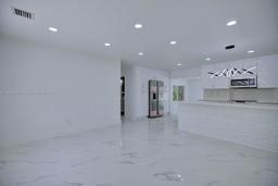 Picture of 1100 Highland Drive, Sebring, FL 33870