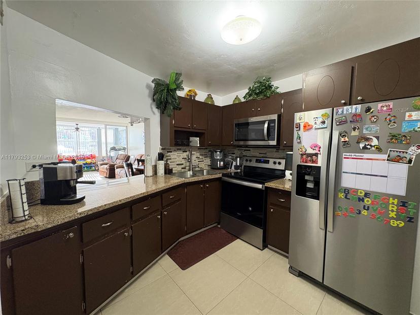 Picture of 1680 NE 191St St # 2, Miami FL 33179