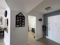 Picture of 1680 NE 191St St # 2, Miami, FL 33179