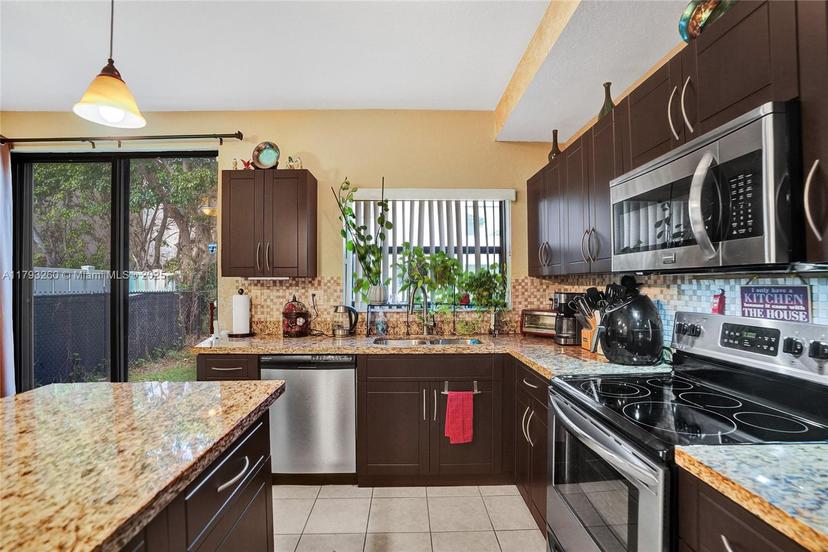 Picture of 3432 NW 112Th Ter, Coral Springs FL 33065