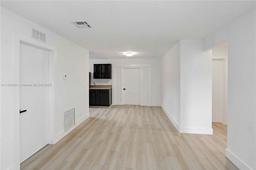 Picture of 4118 NW 12Th Ter, Oakland Park, FL 33309