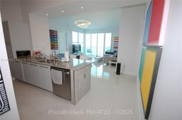 Picture of 950 Brickell Bay Dr # 4710, Miami, FL 33131