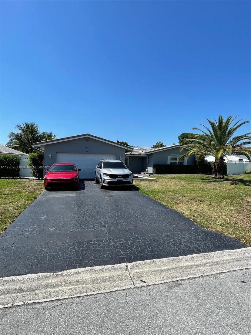 Picture of 8588 NW 27Th Dr, Coral Springs FL 33065