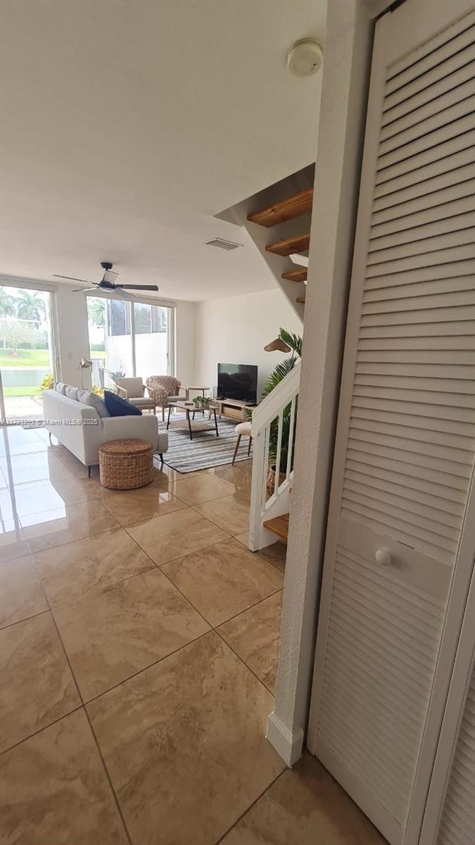 Picture of 10933 NW 65Th St # 10933, Doral FL 33178