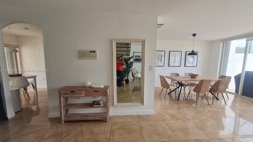 Picture of 10933 NW 65Th St # 10933, Doral FL 33178