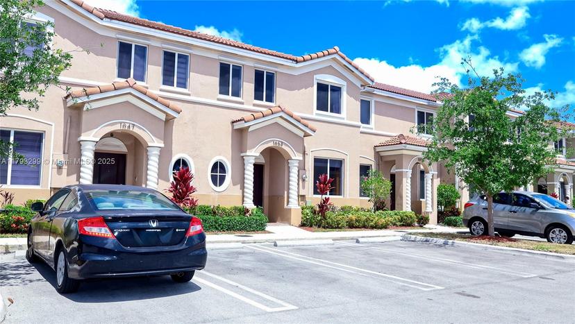 Picture of 1053 SE 24Th Ave, Homestead FL 33035