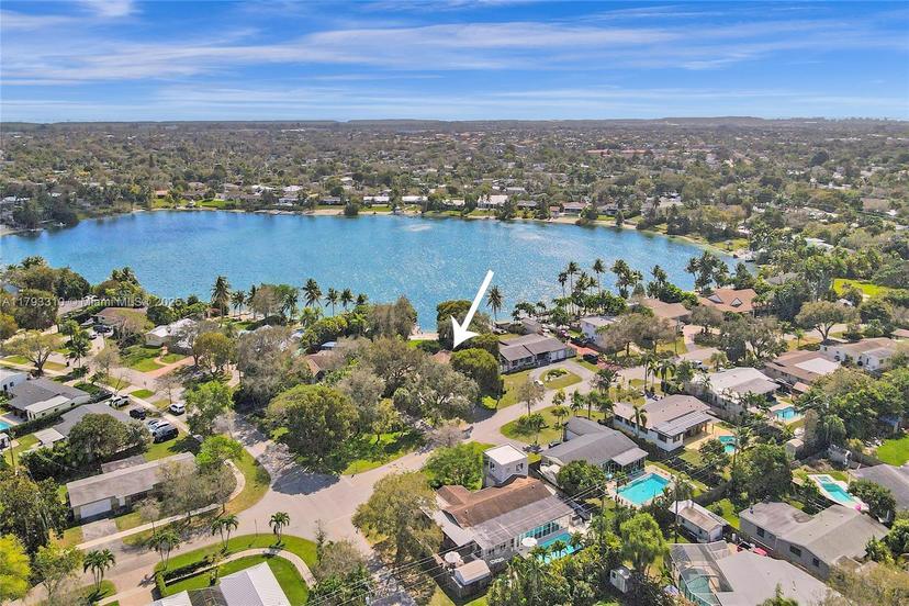Picture of 9030 Ridgeland Dr, Cutler Bay FL 33157