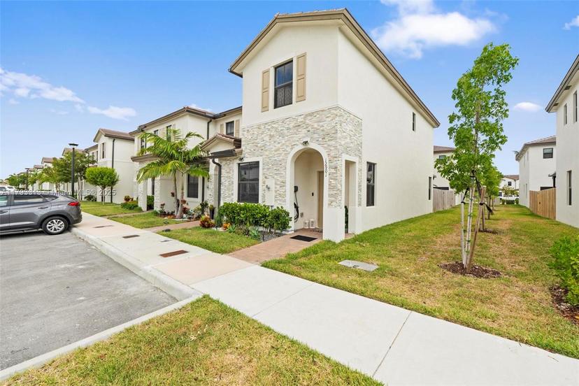 Picture of 12901 SW 232Nd Ln, Homestead FL 33032