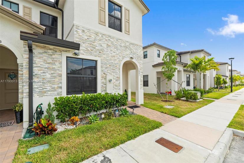 Picture of 12901 SW 232Nd Ln, Homestead FL 33032