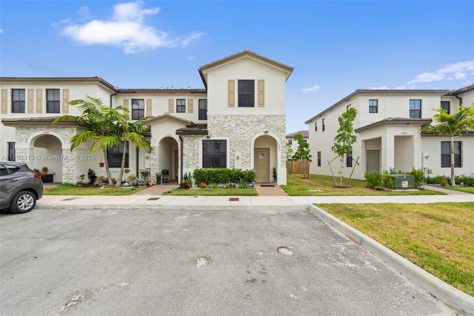 Picture of 12901 SW 232Nd Ln, Homestead, FL 33032