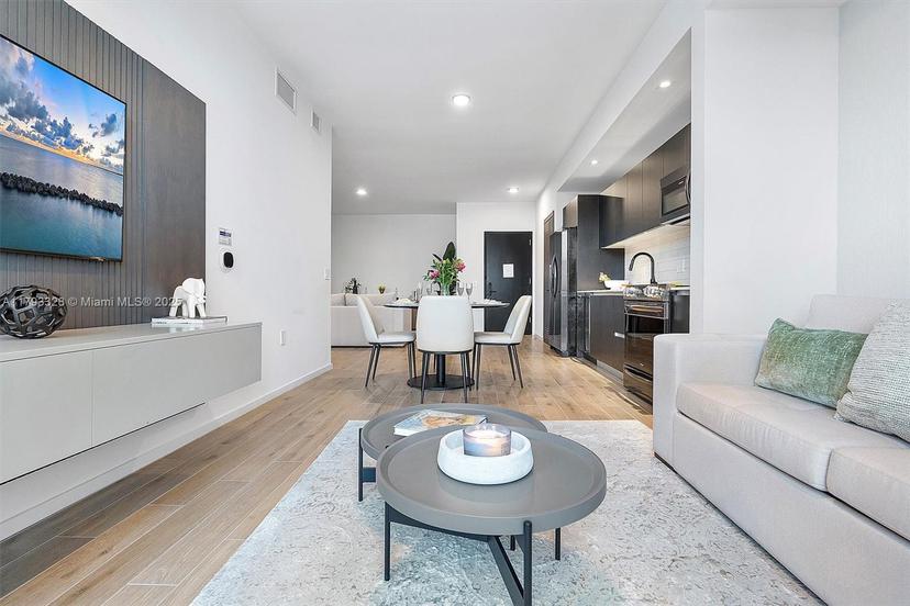 Picture of 398 NE 5Th St # 2517, Miami FL 33132