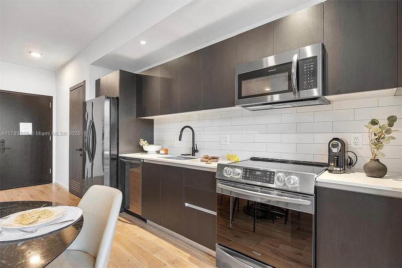 Picture of 398 NE 5Th St # 2517, Miami FL 33132