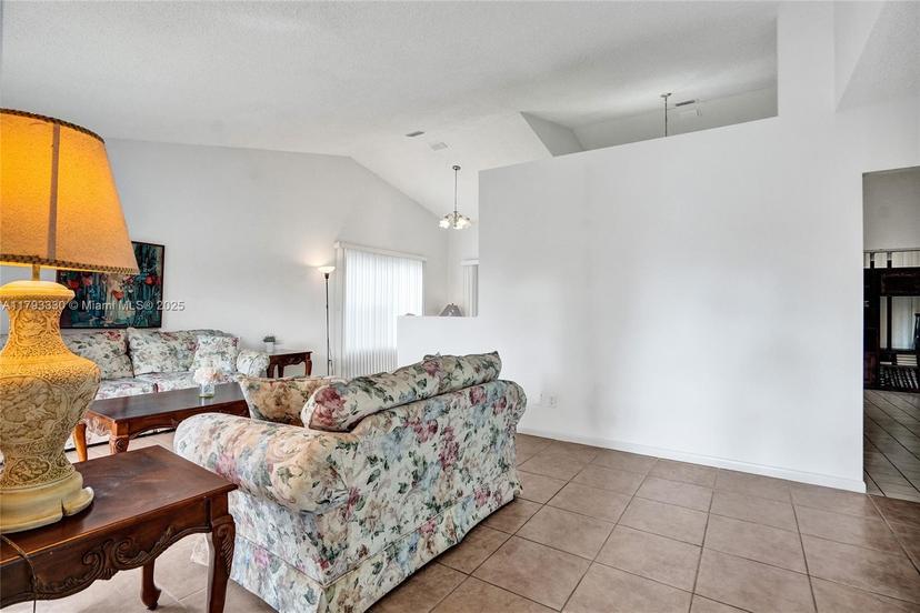 Picture of 2011 SW 44Th Ter, Fort Lauderdale FL 33317