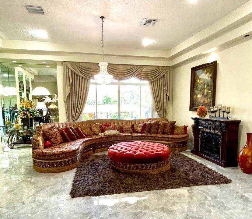 Picture of 12022 Classic Dr, Coral Springs FL 33071