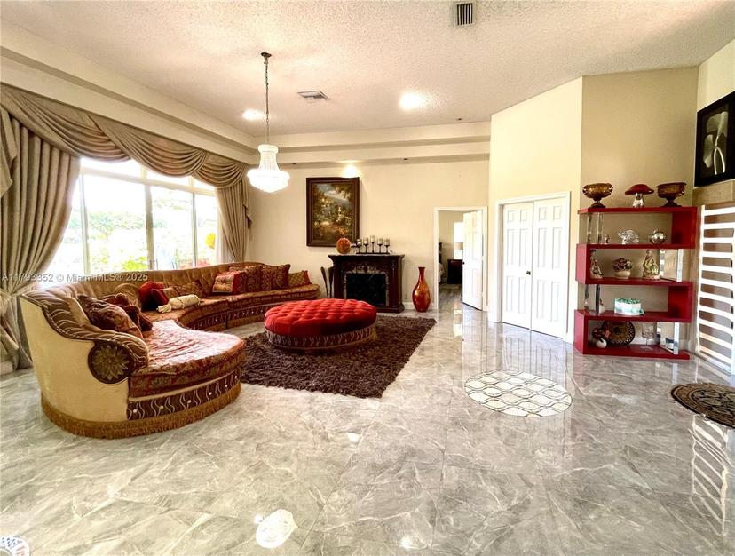 Picture of 12022 Classic Dr, Coral Springs FL 33071