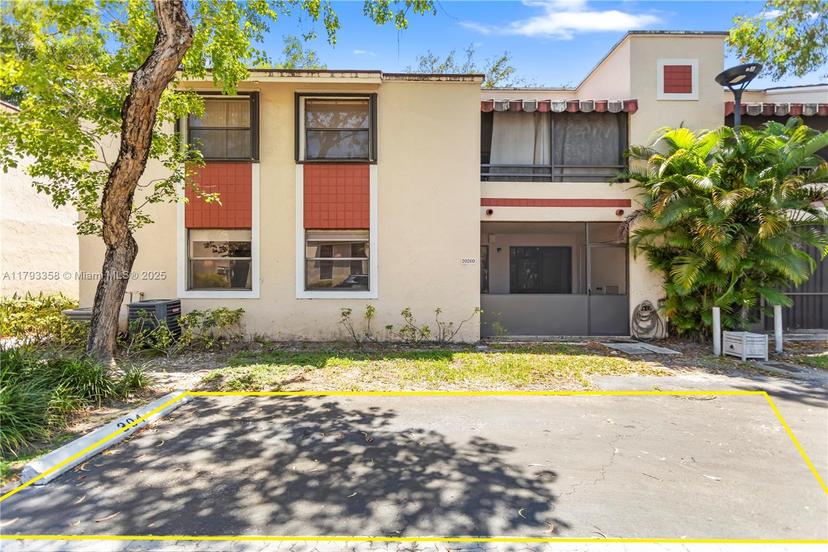 Picture of 20260 NE 3Rd Ct # 3, Miami FL 33179