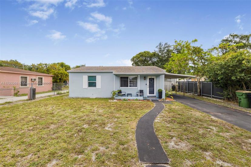 Picture of 900 NW 130Th St, North Miami FL 33168