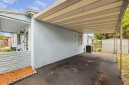 Picture of 900 NW 130Th St, North Miami, FL 33168