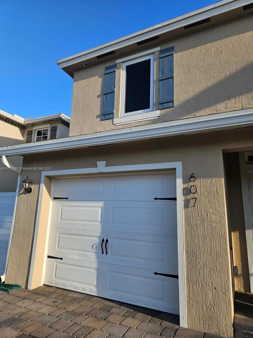 Picture of 607 NE 4Th St, Florida City FL 33034