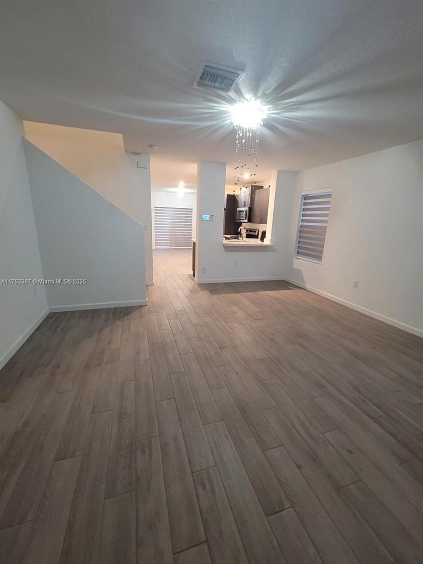 Picture of 607 NE 4Th St, Florida City FL 33034