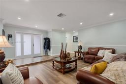Picture of 20240 NW 4 Avenue, Miami, FL 33169