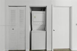 Picture of 133 NE 2Nd Ave # 501, Miami, FL 33132