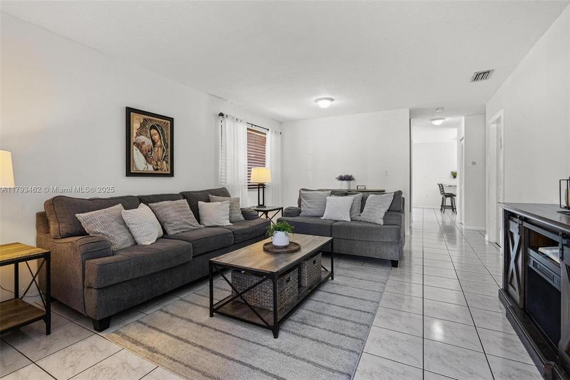 Picture of 16080 SW 138 Pl, Miami FL 33177