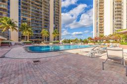 Picture of 20379 W Country Club Dr # 2336, Aventura, FL 33180