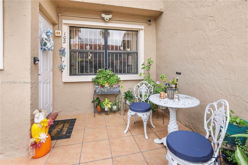 Picture of 6291 W 24Th Ct # 6, Hialeah FL 33016