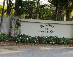 Picture of 3100 NE 48Th Ct # 313, Lighthouse Point, FL 33064