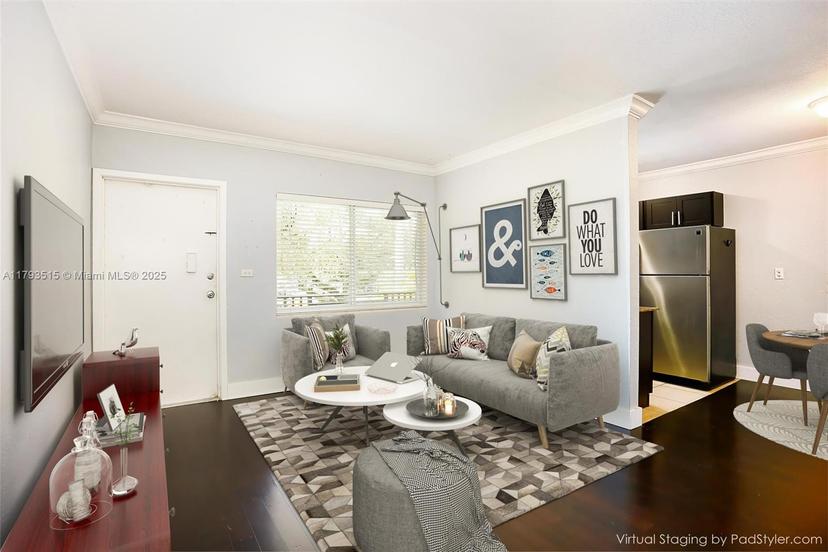 Picture of 95 Edgewater Dr # 206, Coral Gables FL 33133