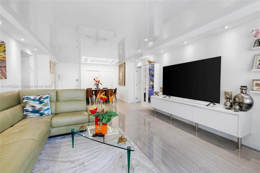 Picture of 2030 S Ocean Dr # 2005, Hallandale Beach FL 33009