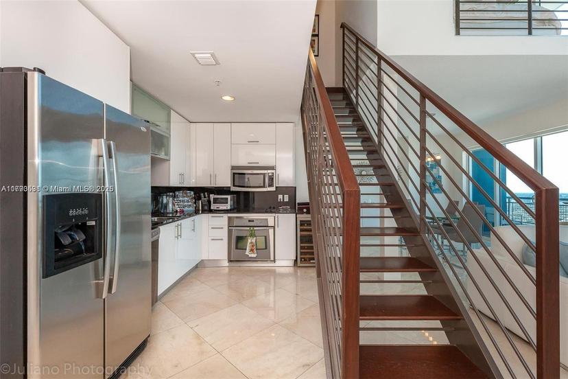 Picture of 60 SW 13Th St # 4205, Miami FL 33130